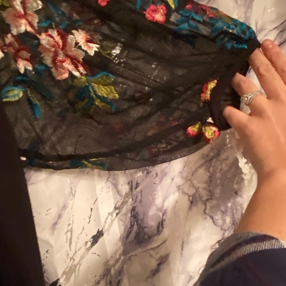 Willow Black Blouse with floral mesh sleeves - Picture 3 of 4